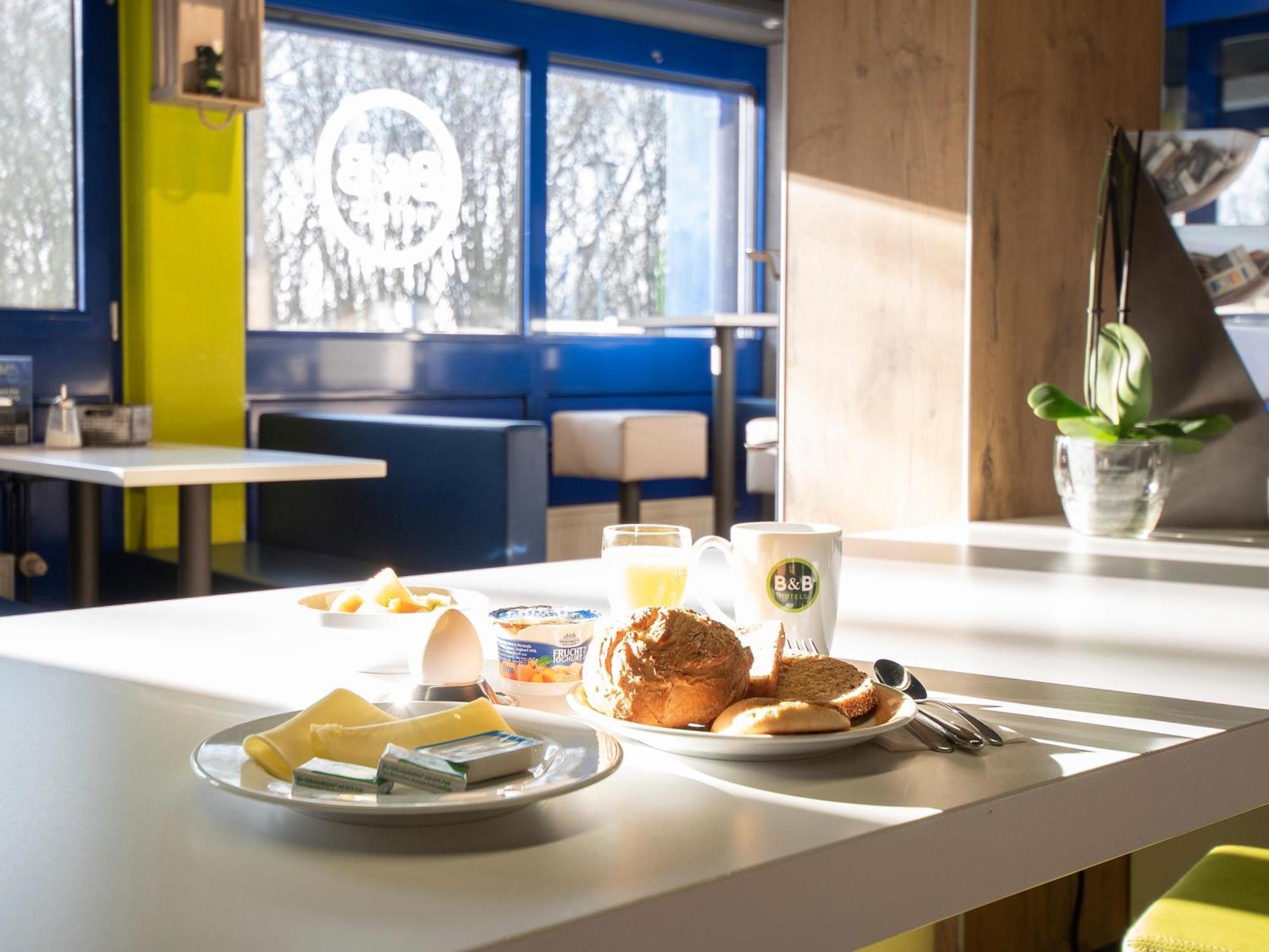 B&B Hotel Rostock-Broderstorf Ngoại thất bức ảnh