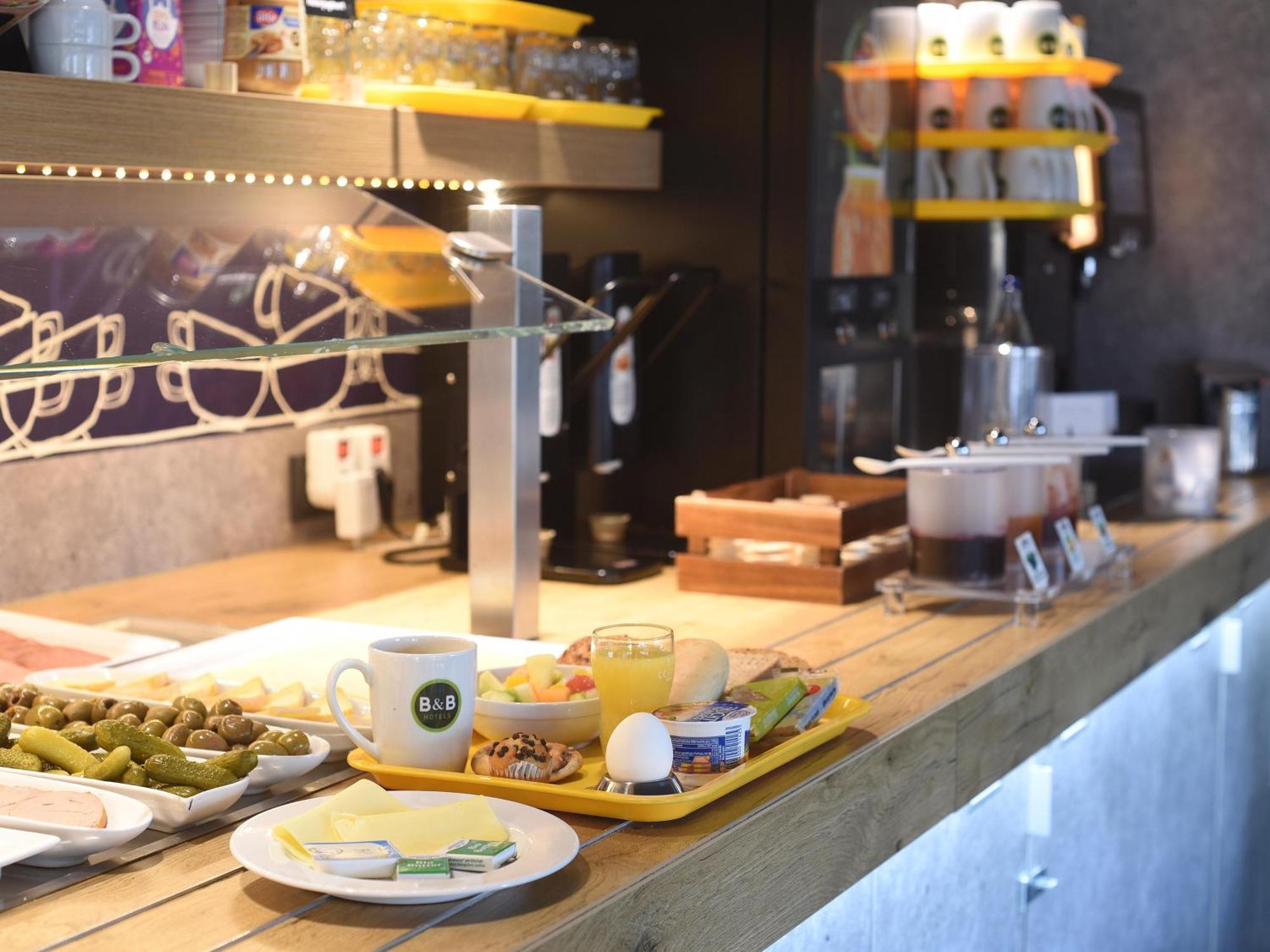 B&B Hotel Rostock-Broderstorf Ngoại thất bức ảnh
